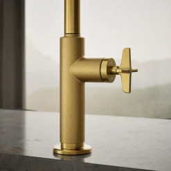Touchless pull-down kitchen sink faucet with two-function sprayhead