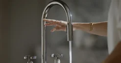 Touchless pull-down kitchen sink faucet with two-function sprayhead