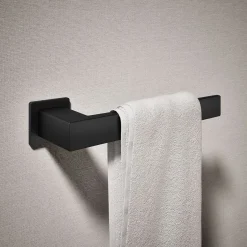 Towel arm