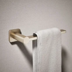 Towel arm