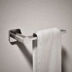 Towel arm