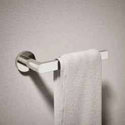 Towel arm