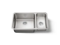 31-1/2" undermount double-bowl kitchen sink
