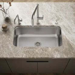 31-1/4" undermount single-bowl kitchen sink