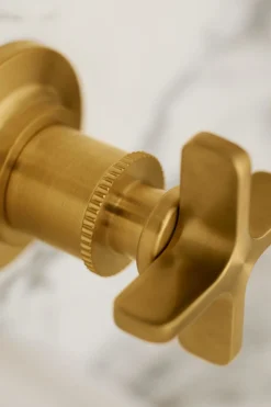 Wall-mount bath faucet trim