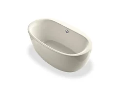 60" x 34" freestanding bath with fluted shroud